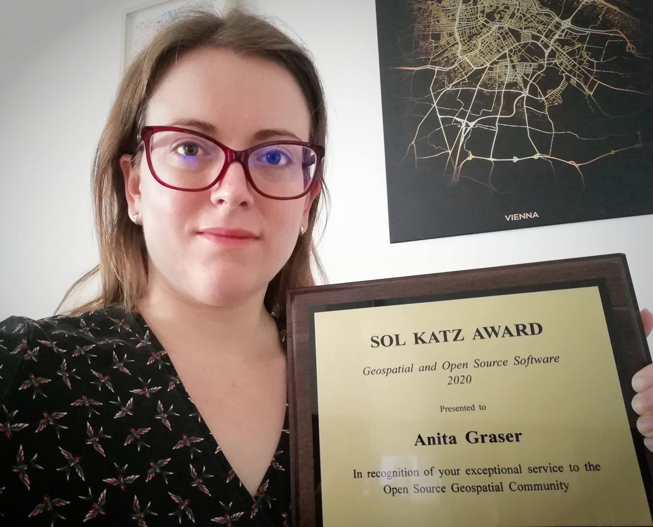 Anita Graser receives the 2020 Sol Katz Award